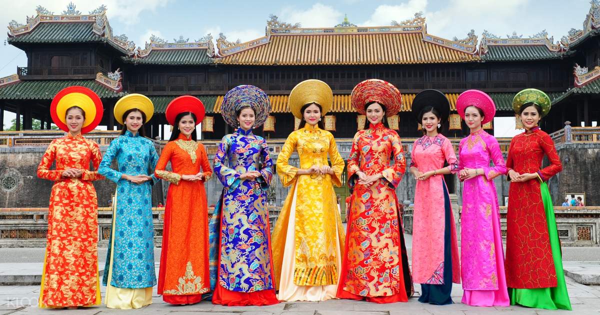 越南順化奧黛（Ao Dai）傳統服飾表演門票 - KLOOK客路