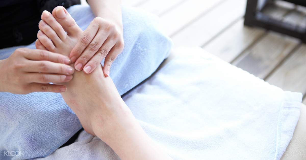 Body and Foot Massage Treatment by Taipei Six Star Foot Massage Center