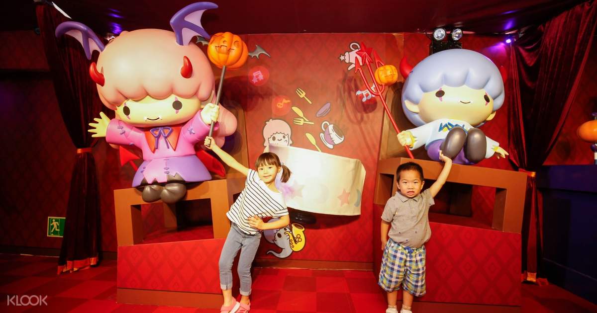 Ocean Park Hong Kong Tickets plus Optional Meals, Coupon