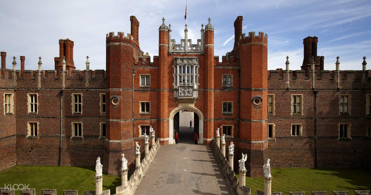 Up to 20% Off  Hampton Court Palace Ticket in London 