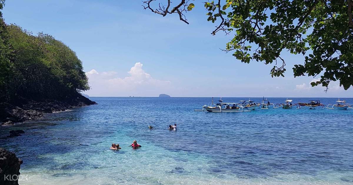 Blue Lagoon Snorkeling, Monkey Bar, dan Pantai Bias Tugel ...