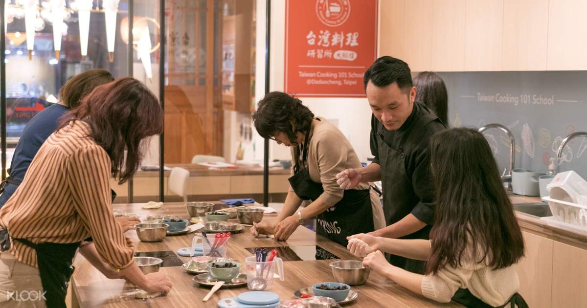 台灣美食自己做 台北大稻埕厨艺教室牛肉面 卤肉饭料理体验 Klook客路中国 台灣美食自己做 台北大稻埕厨艺教室牛肉面 卤肉饭料理体验 Klook客路中国