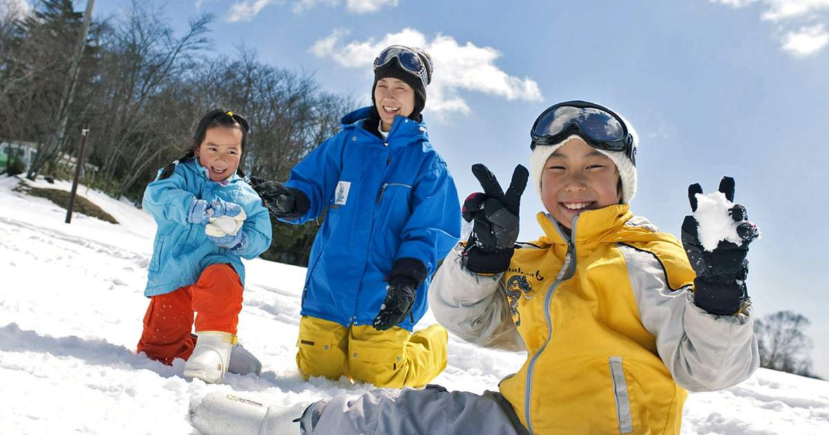 冬季限定 富士山南麓二合目snowtown yeti滑雪场saj教练入门班 含往返巴士 klook客路中国