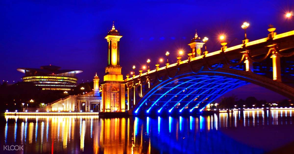 146 Night View Of Bridge In Putrajaya Malaysia Stock Photos Pictures Royalty Free Images Istock