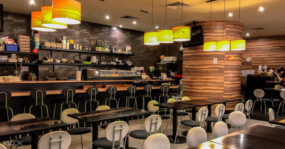 Standing Sushi Bar in Marina One