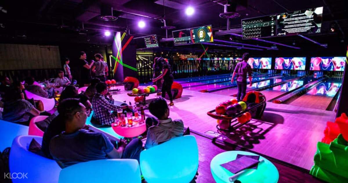 Up to 40% Off | Bowling Experience in 313 at Somerset Orchard Road - Klook Singapore