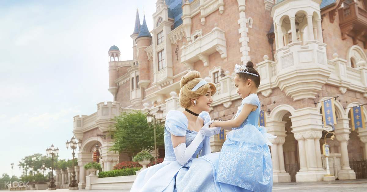 40% Off Shanghai Disneyland Tickets - Family Combo Flash Sale!