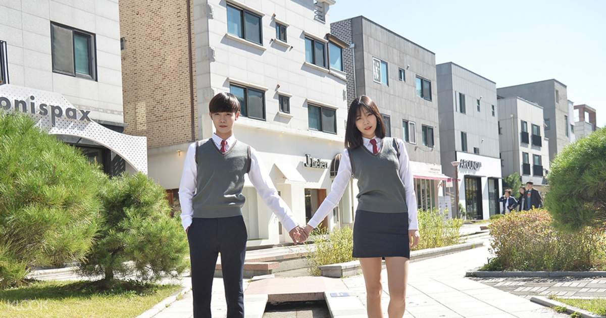 Gyobokmall Korean School Uniform Rental Seoul South Korea 4 9 Hours In addition, the korean wave (the spread of appreciation for south korean culture) is beginning to moon young hee is a designer who expresses korean ideas modernistically. gyobokmall korean school uniform rental