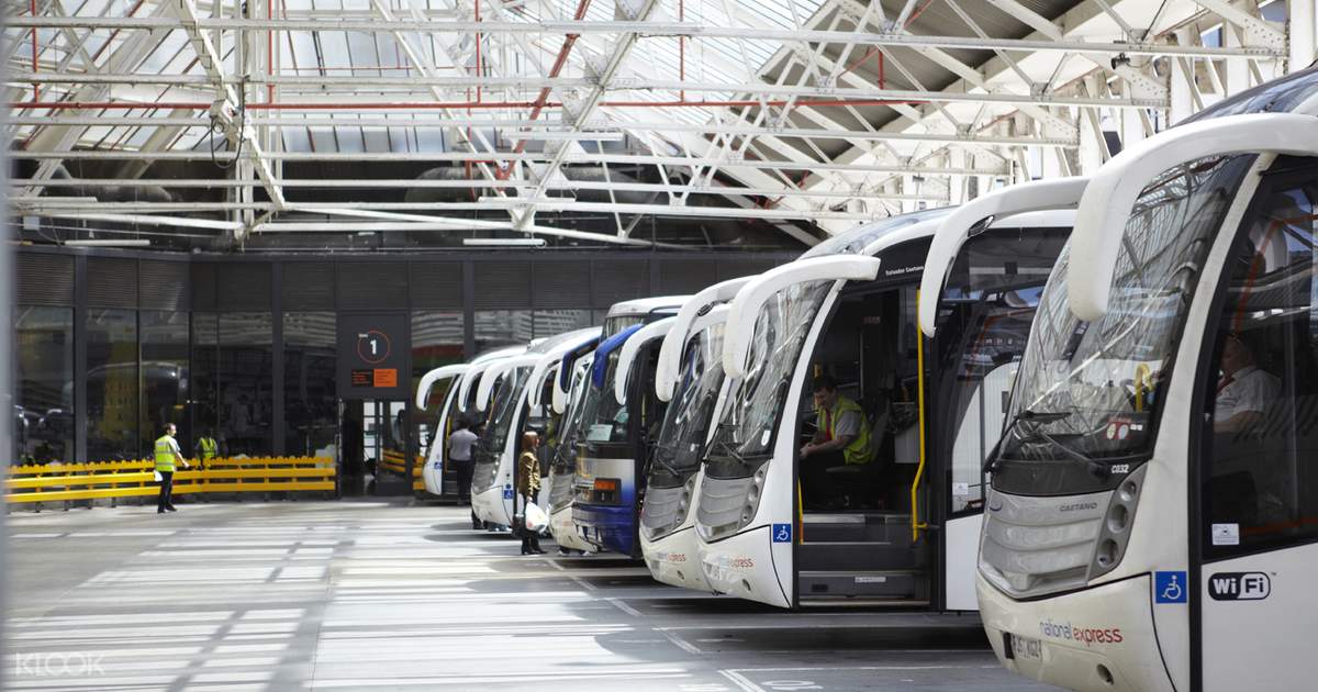Coach Transfers Between Luton Airport Ltn And Central London In United Kingdom