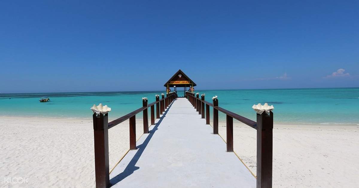 Mengalum Island and Snorkeling Day Tour, Sabah, Malaysia