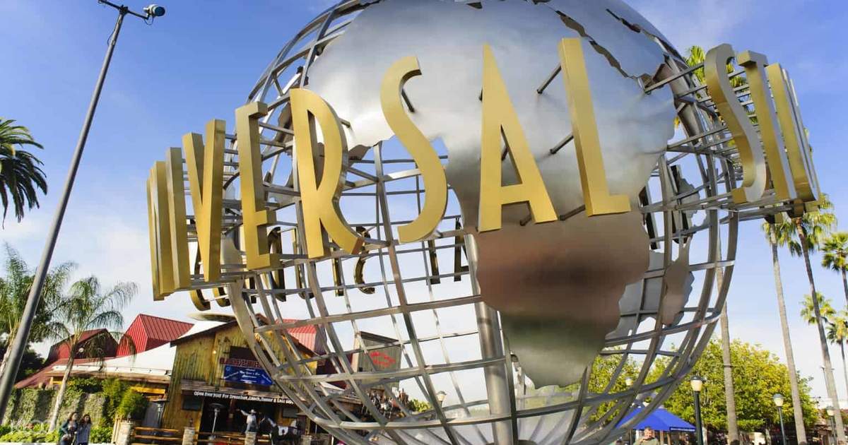 Shared City Transfers Between La County And Universal Studios Hollywood Round Trip In California Usa