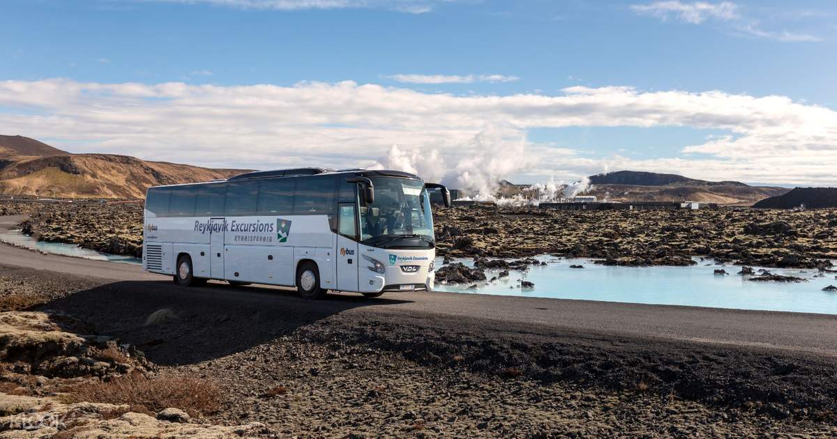 Shared Bus Transfers Between Reykjavik Airport Kef And