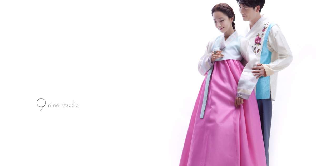Hanbok Portrait Experience by Z-and in Seoul - Klook