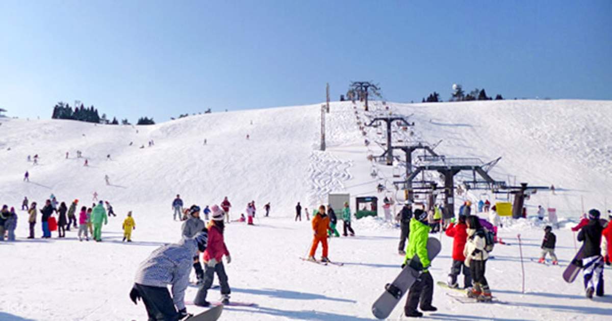 大阪発 箱館山スキー場 日帰りツアー Klook クルック 大阪発 箱館山スキー場 日帰りツアー Klook クルック