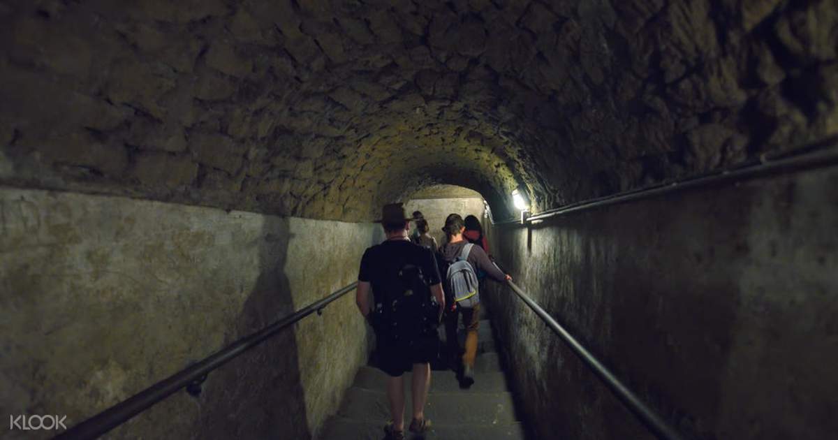 Naples Walking Tour With Underground Ruins Naples Walking Tour With Underground Ruins