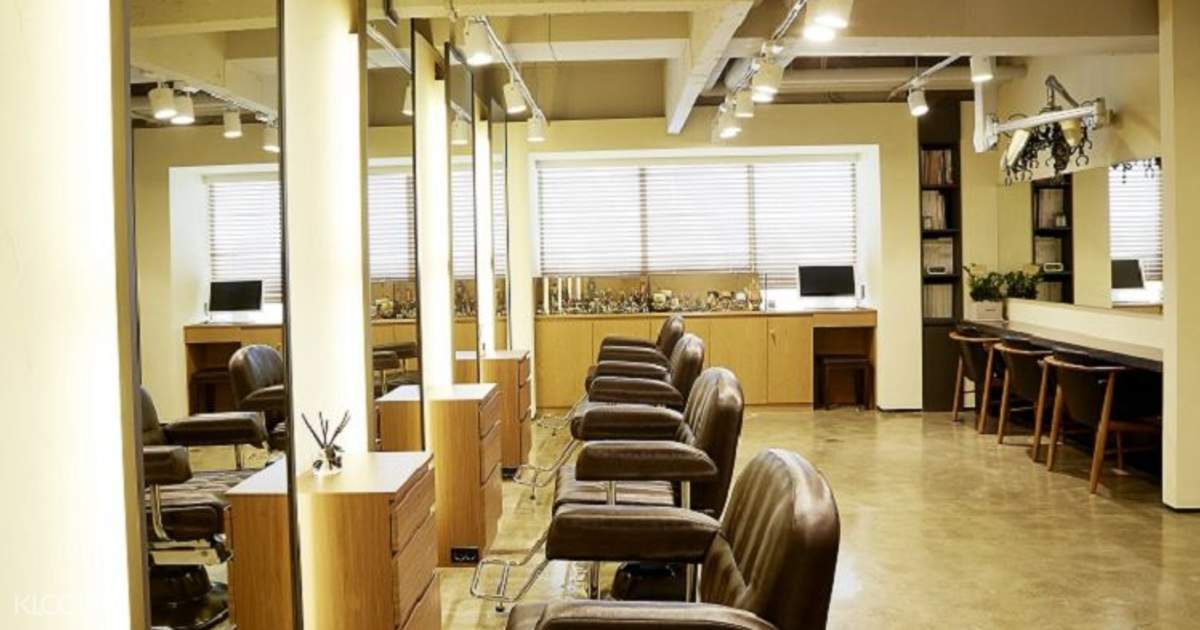 Up To 70 Off El Beauty Salon Hair And Makeup Experience In