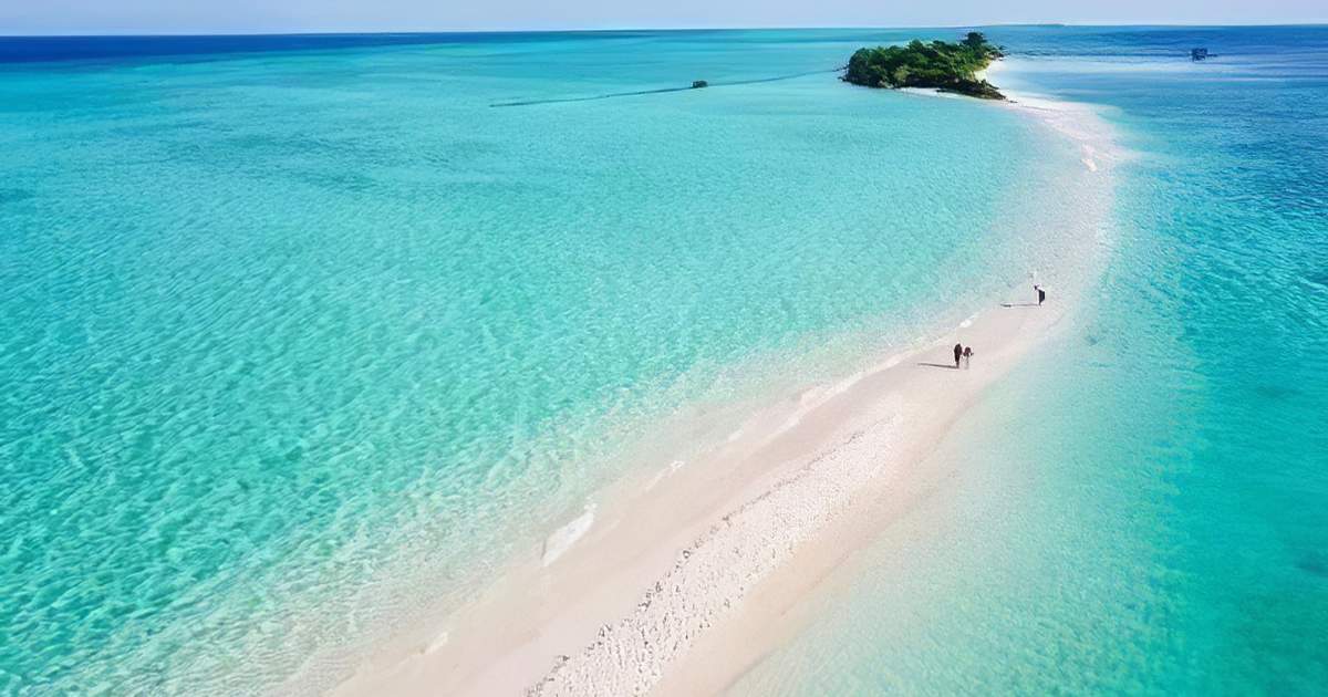 best beaches in malaysia | perhentian kecil island beach, terengganu