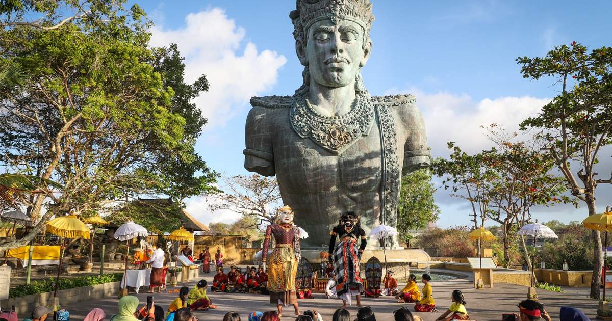 things to do in nusa dua | admire indonesian culture and heritage at garuda wisnu kencana cultural park