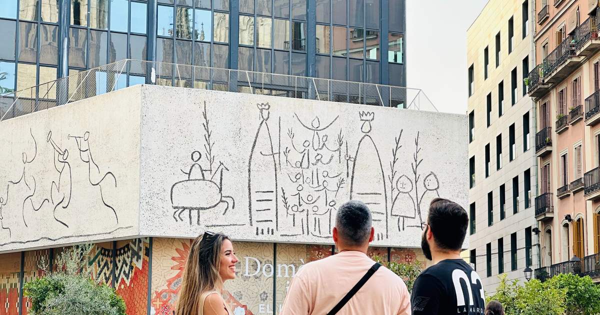 In Barcelona Spain Adidas Plaza Catalunya Rambla Catalunya Tienda