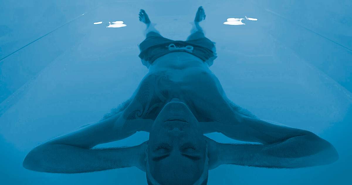 Floating Treatment Solace Float Zero Gravity Flotation Treatments with 90 Minutes in ...