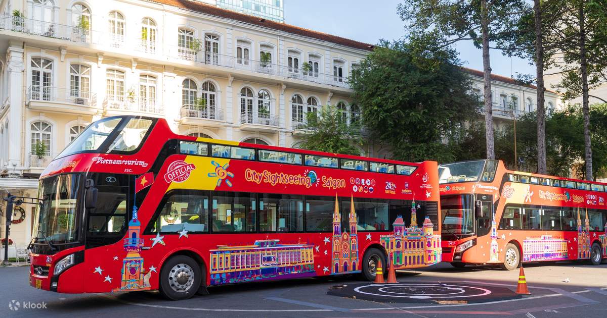 Vé xe buýt Hop On Hop Off - Hãy sử dụng vé xe buýt Hop On Hop Off để khám phá thành phố Hồ Chí Minh một cách dễ dàng và tiết kiệm. Bạn có thể tận hưởng vẻ đẹp của thành phố từ trên cao trên một chuyến đi trên xe buýt 2 tầng đầy phấn khích, và khám phá các địa điểm nổi tiếng, nhà hàng và các cửa hàng hàng đầu tại thành phố.