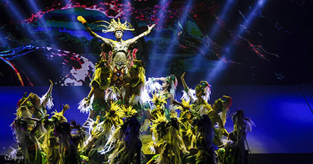 things to do in sanya | watch a stage play at the incredible sanya romance park
