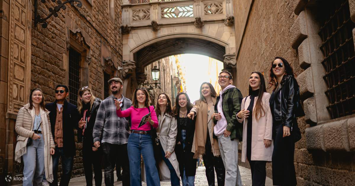 Gothic Quarter & El Born Half-day Join-in Guided Tour - Klook