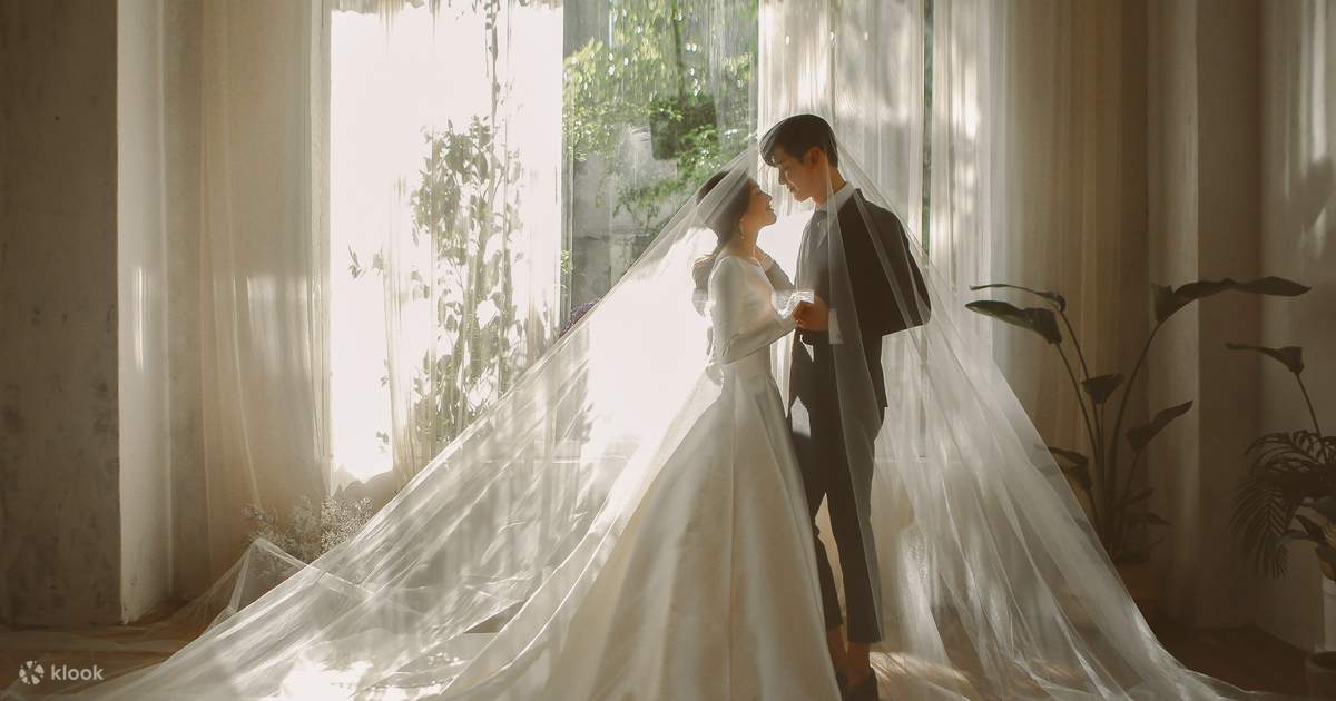 Professional Wedding Photography Experience by Wedding in Seoul  Klook India