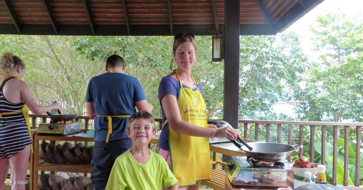 Rejoignez l'école de cuisine Lanta Thai à Koh Lanta Krabi - Klook États ...