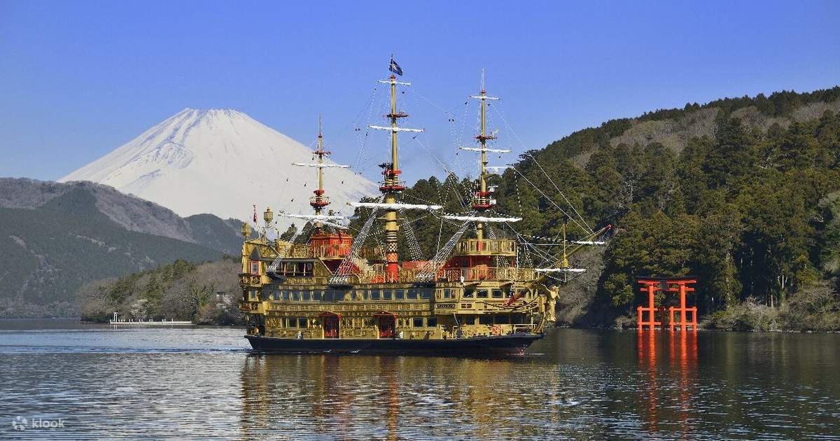 Hakone Shrine Water Torii Gate & Hakone Sightseeing Cruise & Hakone ...