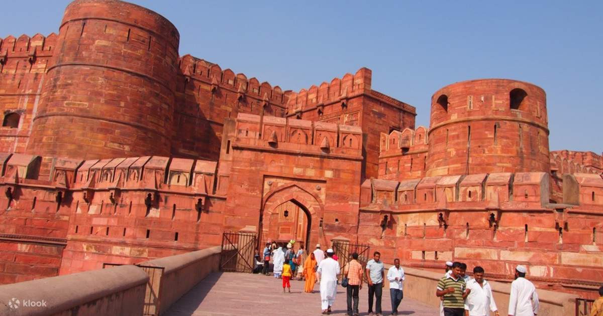 インドのデリーからのタージ・マハルとアグラ城の半日ツアー | Klook