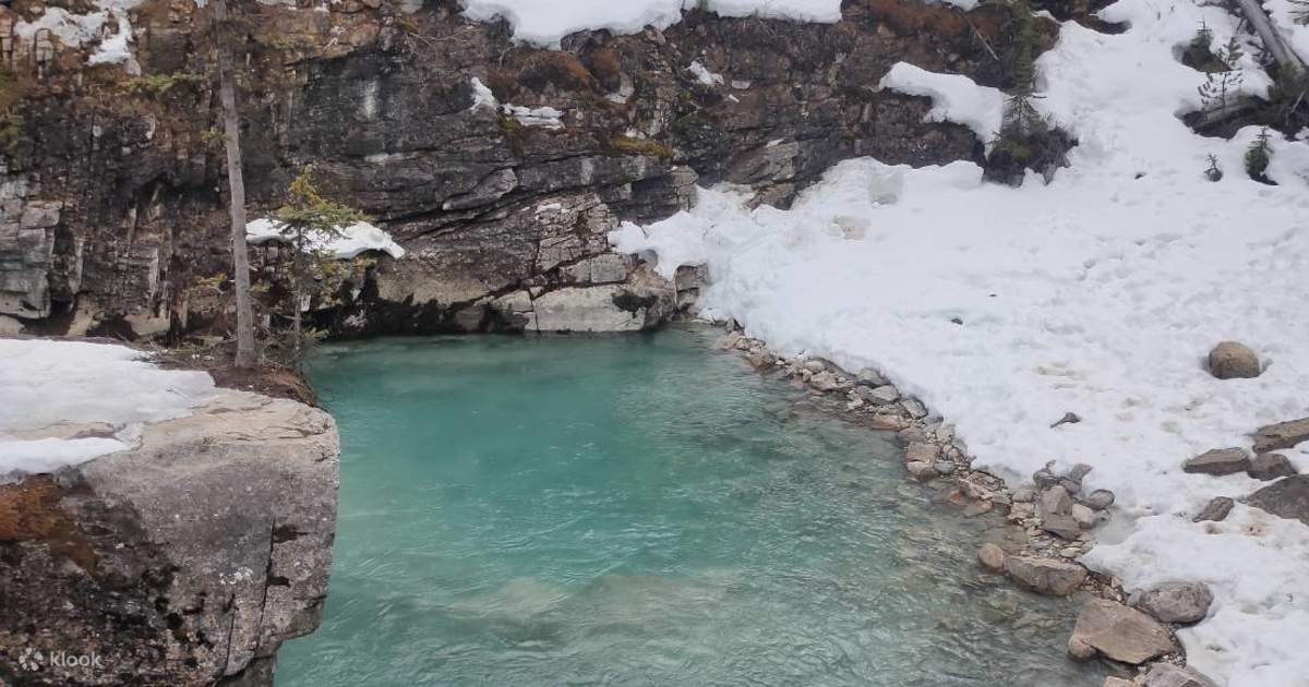 Winter Tour Banff Town, Lake Louise and Marble Canyon Icewalk - Klook ...