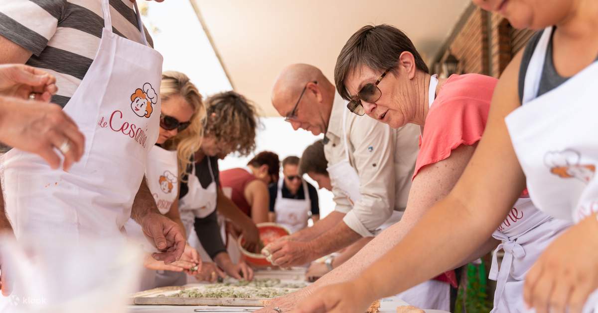 Lezione di pasta e tiramisù a Pisa - Klook Stati Uniti