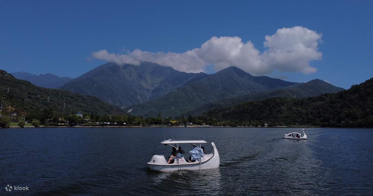 Hualien: Liyu Lake Tour Experience - Electric Pedal Boat & Pedal Boat -  Klook India