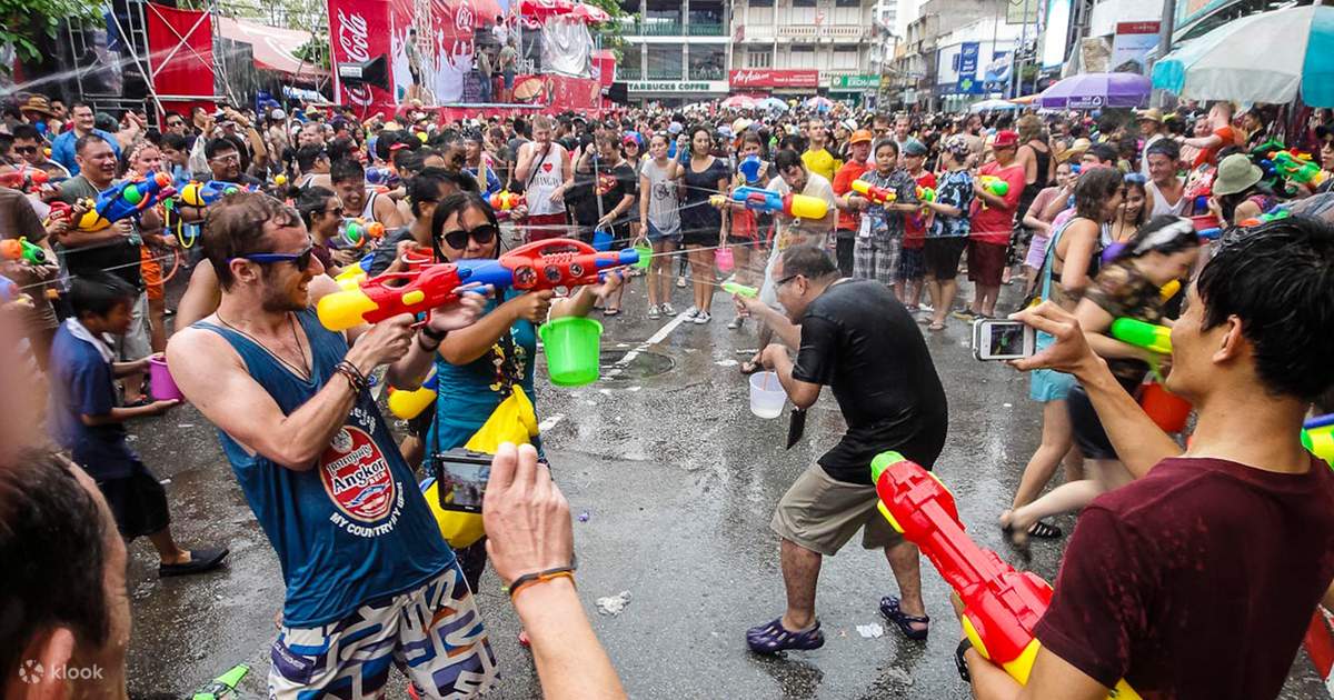 Songkran Festival Day Tour with Tuk Tuk Water Battle in Bangkok, Thailand -  Klook Canada