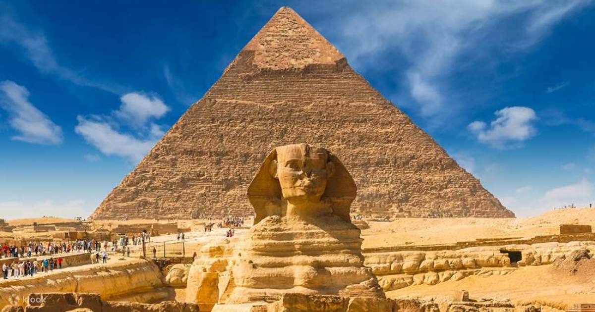 Day Tour to Giza Pyramids & The Egyptian Museum from Hurghada by car - Klook