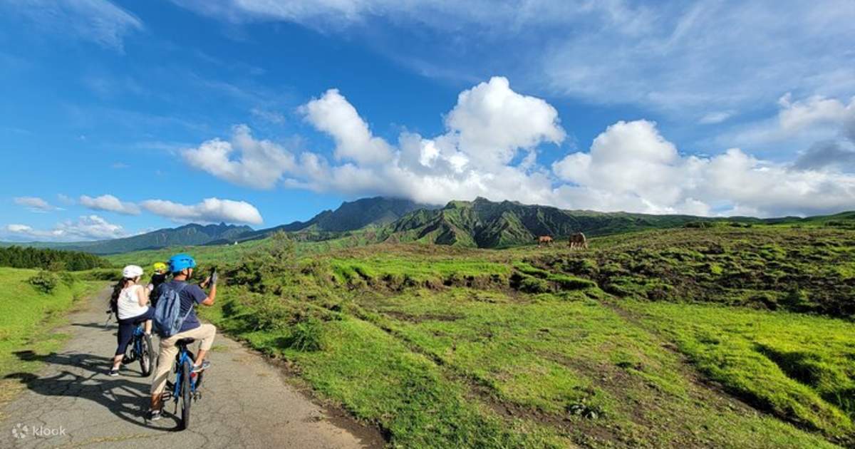 Cycling Tours Around The Mountain Cycle Trail Aso Crater