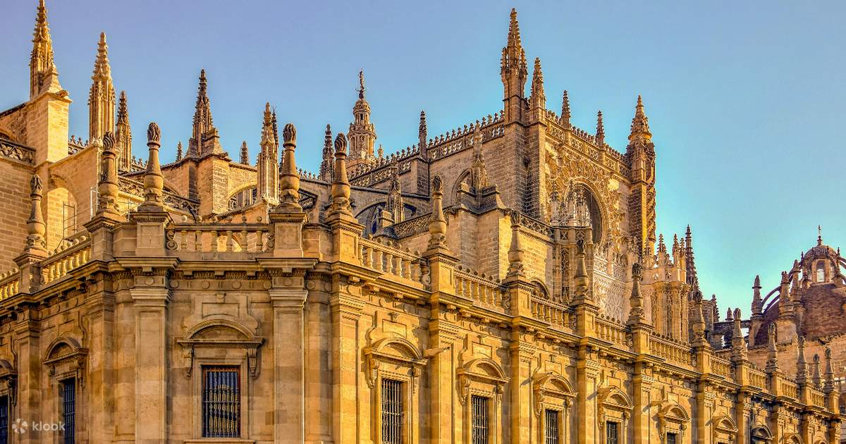 Royal Alcazar Palace & Cathedral of Saint Mary private tour in Spain ...