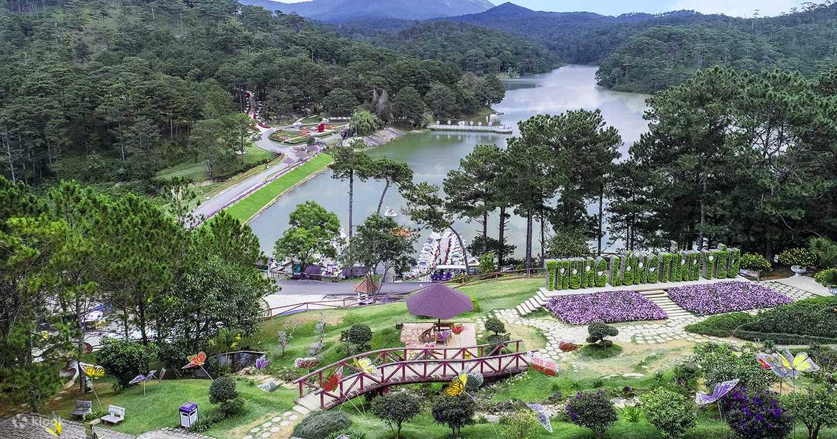 Thung Lũng Tình Yêu (Nguồn: klook.com)