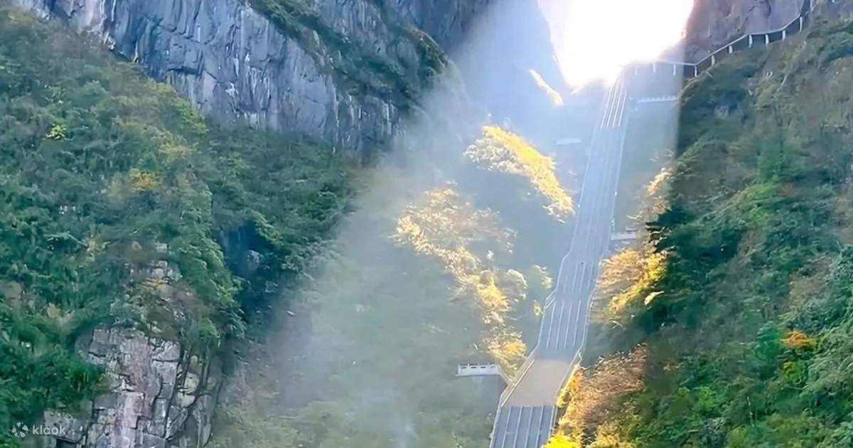 张家界天门山国家森林公园 天门洞一日游（打卡玻璃栈道 体验凌空行走） - Klook客路