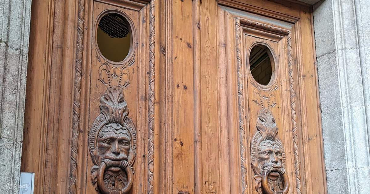 Gothic Quarter Walking Tour - Klook, Vereinigte Staaten