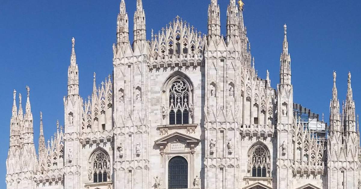 Cathedral and Duomo rooftops tour in Milan - Klook
