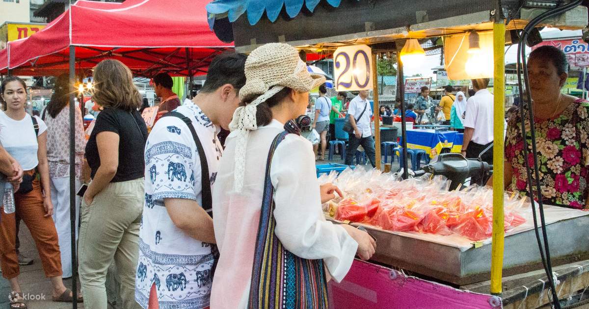 things to do in ayutthaya, thailand | sample thai snacks on a food tour