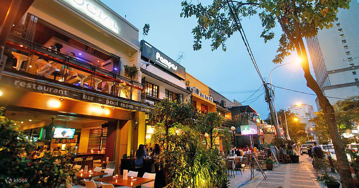 Changkat Pub Crawl Experience in Kuala Lumpur - Klook