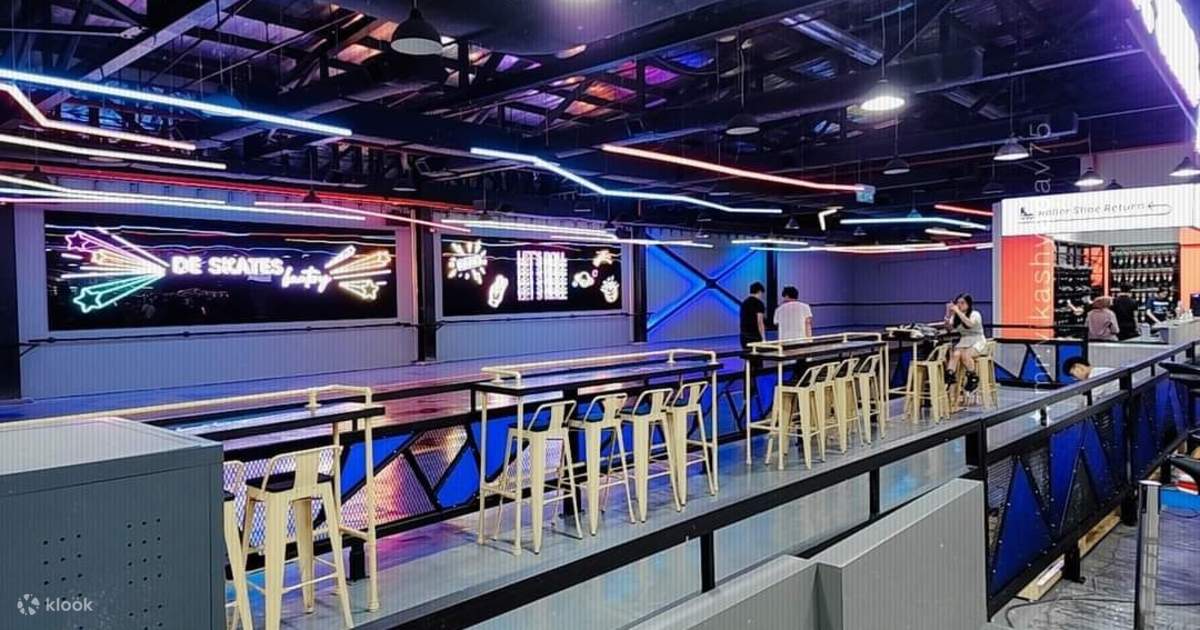 Expérience de patinage à roulettes à Fun Factory dans le centre commercial  Les Mines Klook États-Unis