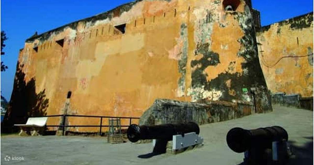 Mombasa Stadtrundfahrt Fort Jesus Altstadt Elefantenstoßzähne und