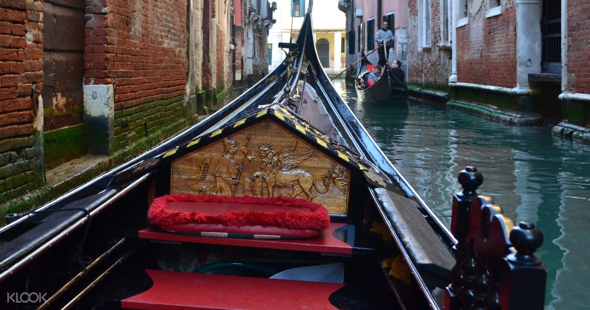 Balade Privee En Gondole Sur Le Grand Canal De Venise Avec Dejeuner Ou Diner Pour Couples Klook