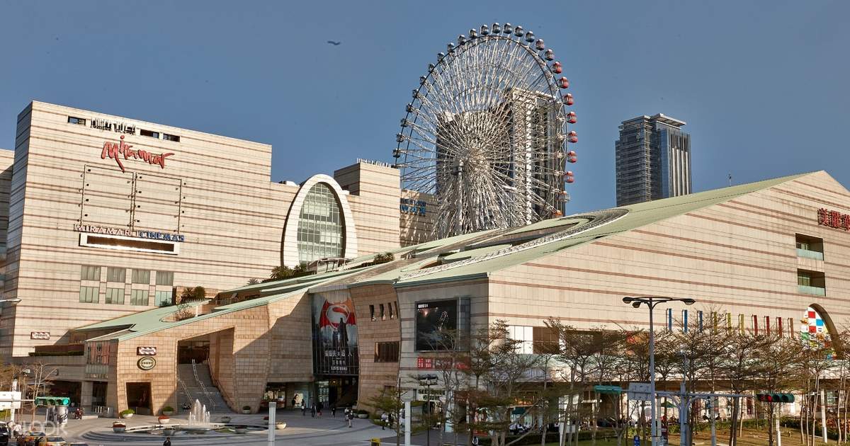 Miramar Entertainment Park Ferris Wheel Ticket In Taipei Klook Australia