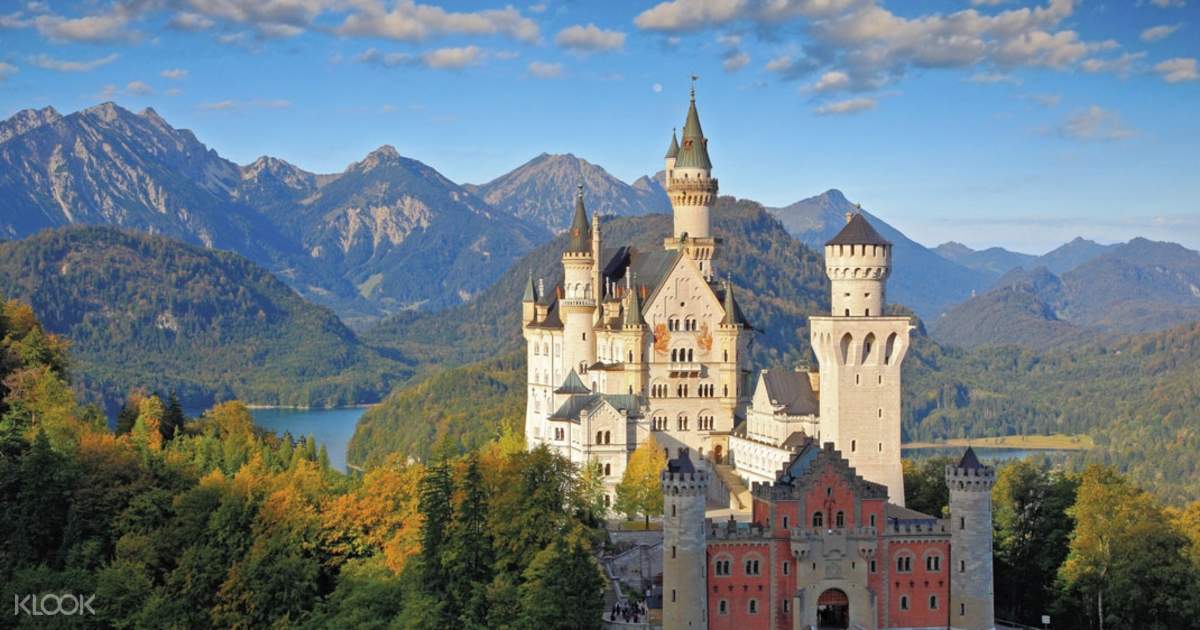 Small Group Neuschwanstein Linderhof Royal Castle And Oberammergau Premium Tour From Munich Klook Singapore