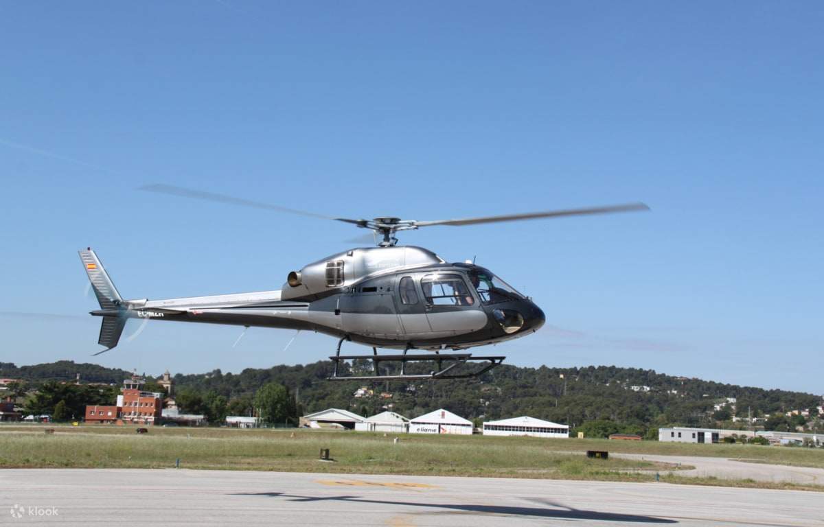 巴塞隆納直升機全景之旅